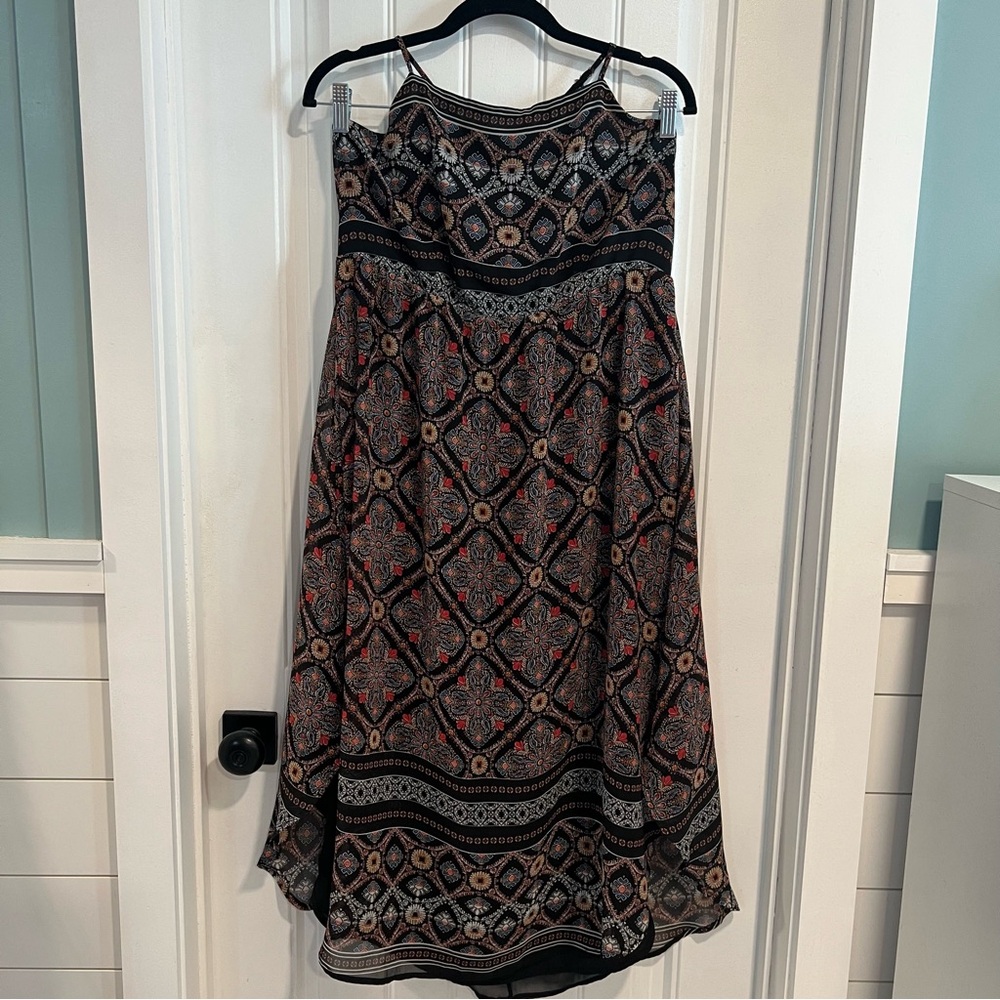 Melrose and Market Colorful Patterned Cross Back Spaghetti‎ Strap Dress. Size L.